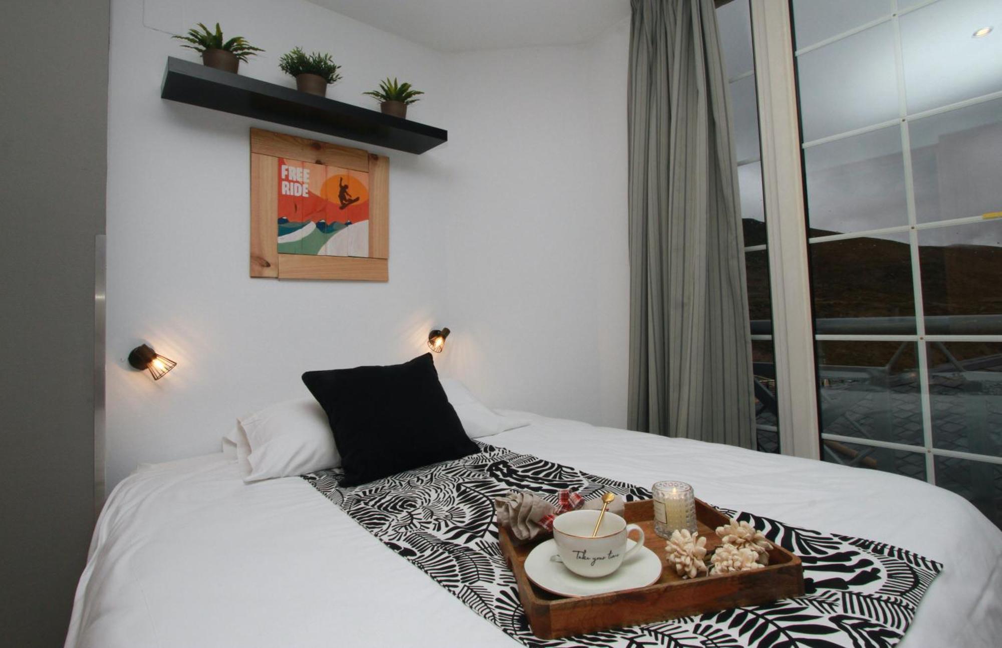 Inside Plaza Sierra Nevada Apartment Bilik gambar