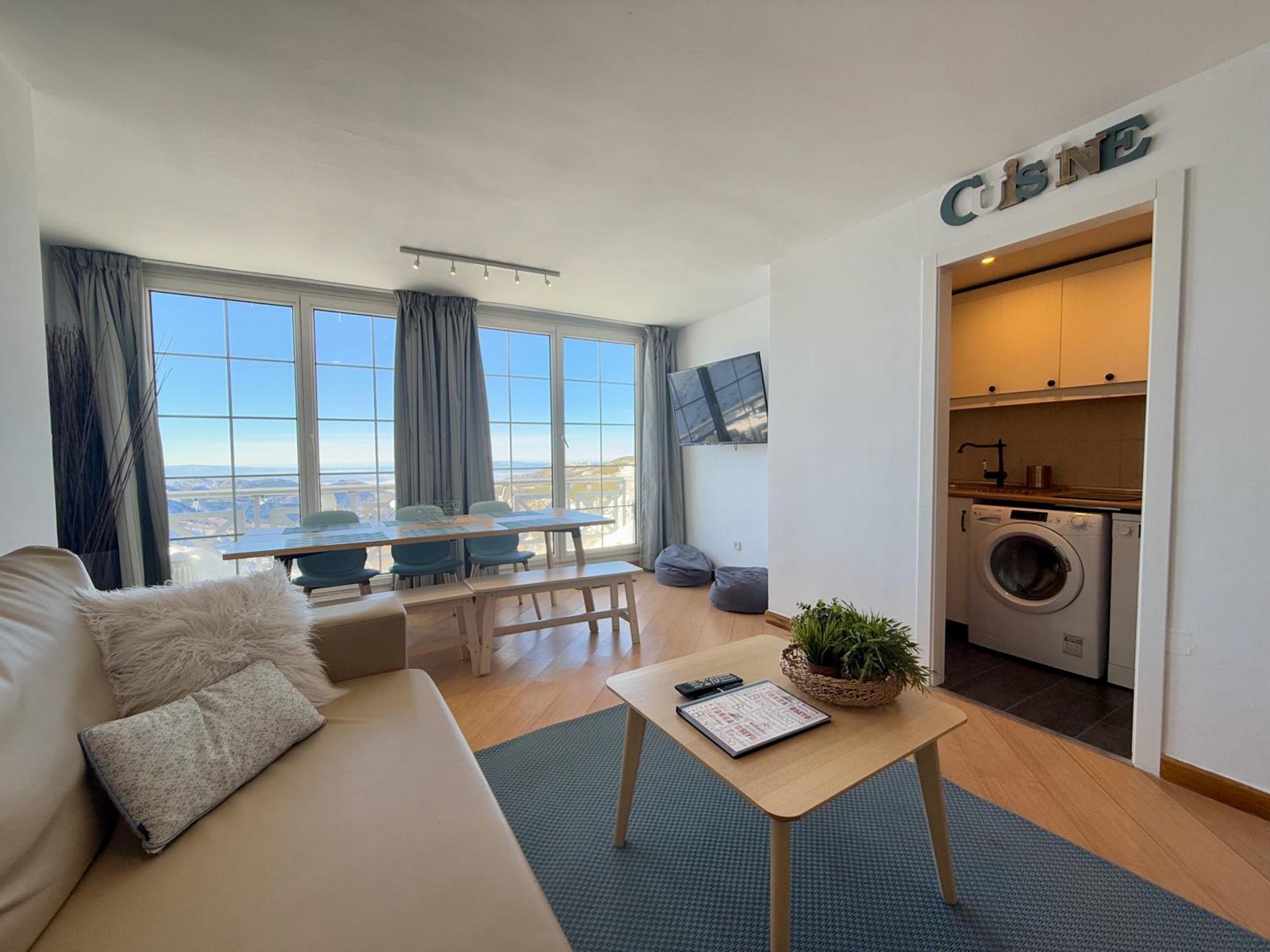 Inside Plaza Sierra Nevada Apartment Bilik gambar